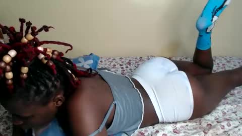 lyenne online show from January 2026 07:34:01 AM