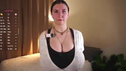 Lola online show from April 2026 06:27:01 PM