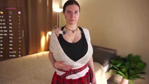 Lola online show from April 2026 05:47:02 PM