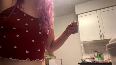 Snapshot of lynnkitten69000 chatting on December 2025 02:12:02 PM Lynn online show from December 2025 02:12:02 PM