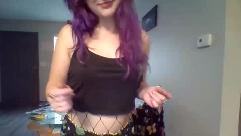 Snapshot of lynnkitten69000 chatting on February 2026 09:22:01 PM Lynn online show from February 2026 09:22:01 PM