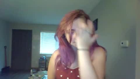 Lynn  online show from April 2026 09:26:01 PM