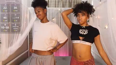 Lynx and Sun  online show from November 2025 07:48:02 PM