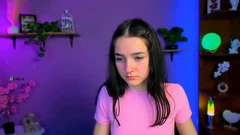 Snapshot of lyra_donna chatting on May 2026 06:53:01 PM lyra donna online show from May 2026 06:53:01 PM
