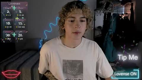 Lyric online show from November 2025 12:59:02 PM