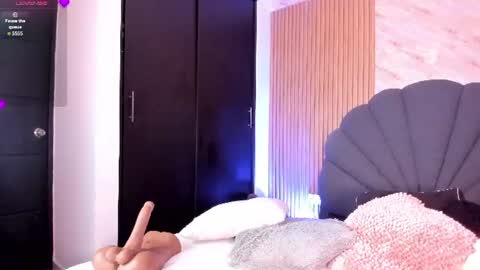 Snapshot of lys_with chatting on July 2026 02:49:01 AM VIVIANA online show from July 2026 02:49:01 AM