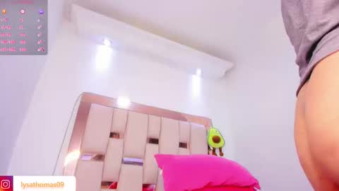 lysa_thomas9 online show from December 2025 05:02:02 AM