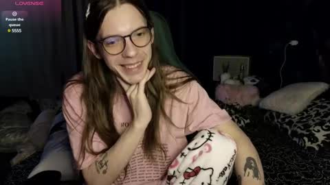 Snapshot of m1shq chatting on February 2025 11:57:01 PM m1shq online show from February 2025 11:57:01 PM