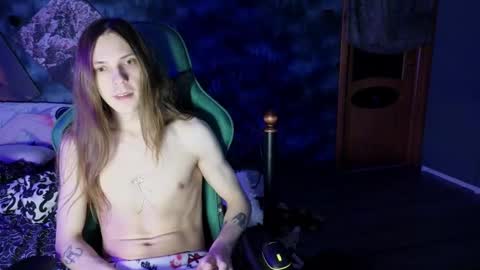 Snapshot of m1shq chatting on February 2025 03:15:02 AM m1shq online show from February 2025 03:15:02 AM