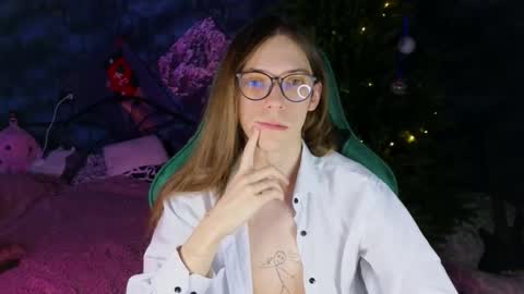 Snapshot of m1shq chatting on January 2026 11:30:02 PM m1shq online show from January 2026 11:30:02 PM