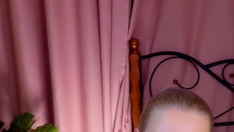 Misty online show from October 2025 04:57:02 AM