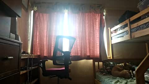 Snapshot of m536327 chatting on July 2026 12:11:01 PM Fantasy guy online show from July 2026 12:11:01 PM