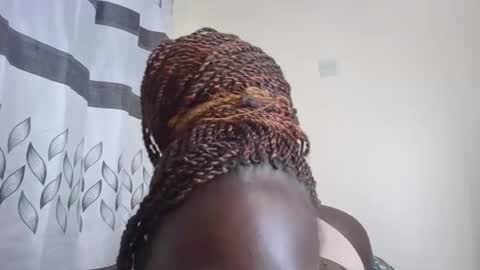 ma_couchie online show from May 2026 09:23:01 PM