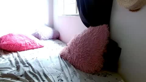 maaddy_thompson online show from April 2026 07:47:01 PM