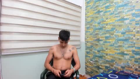 itgram pezlo josue online show from February 2025 12:48:02 PM
