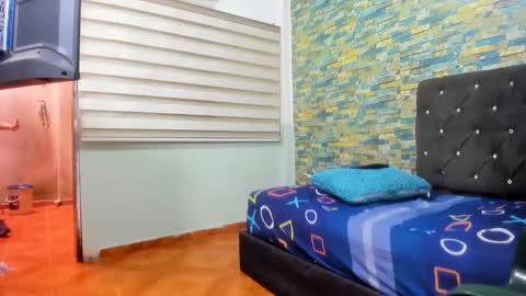 itgram pezlo josue online show from February 2025 08:34:01 PM