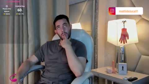 Snapshot of maatt_de_luca chatting on October 2025 05:47:01 PM Matt De Luca online show from October 2025 05:47:01 PM