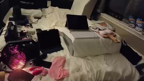 mac1119 online show from December 2025 08:41:02 AM