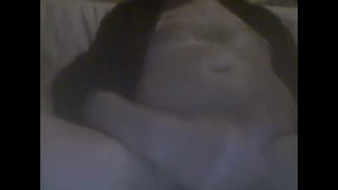 macbewdekan25 online show from April 2026 07:15:02 PM