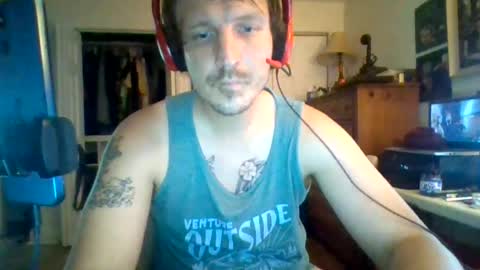 Snapshot of macdaddy9mm chatting on June 2026 06:58:01 PM macdaddy9mm online show from June 2026 06:58:01 PM