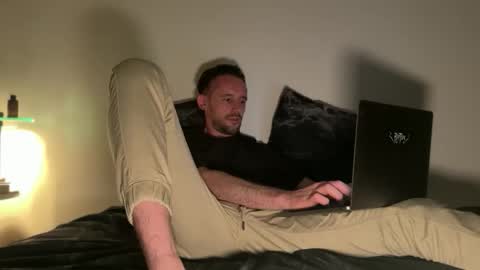 Snapshot of macebre chatting on September 2025 02:45:01 AM my beautiful long dick will make you happy online show from September 2025 02:45:01 AM