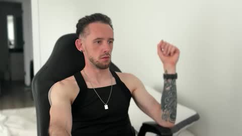 Snapshot of macebre chatting on October 2025 04:15:02 PM my beautiful long dick will make you happy online show from October 2025 04:15:02 PM