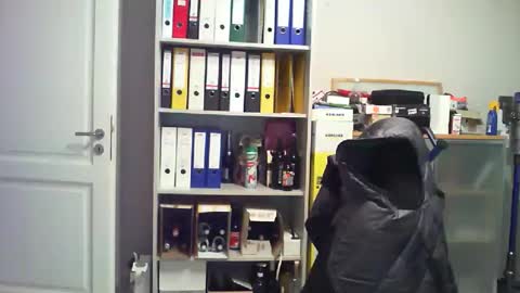 macfly67 online show from October 2025 05:36:02 PM