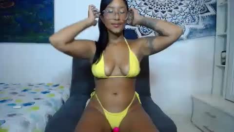 Snapshot of macgine chatting on March 2025 06:29:01 PM Laura online show from March 2025 06:29:01 PM