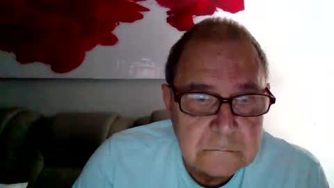 Snapshot of machet1 chatting on March 2025 04:45:02 AM machet1 online show from March 2025 04:45:02 AM