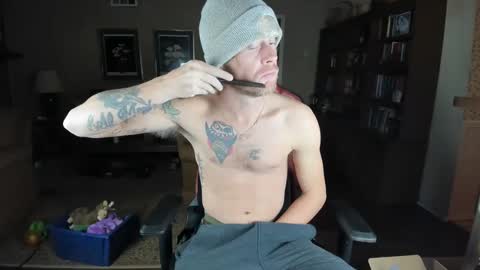 Snapshot of machinecumkelly69 chatting on January 2025 04:34:01 AM machinecumkelly69 online show from January 2025 04:34:01 AM