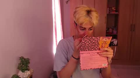 machissex online show from December 2024 05:10:02 PM