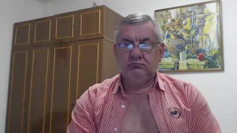 Macho online show from February 2025 07:52:01 PM