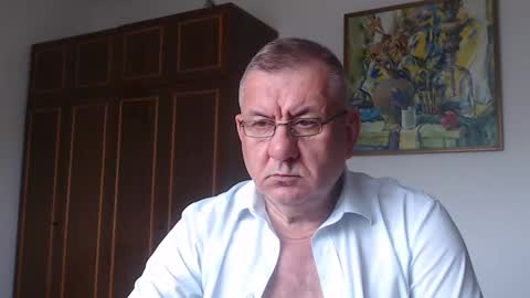 Macho online show from September 2025 12:27:02 PM