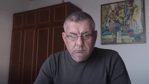 Macho online show from April 2026 04:19:02 PM