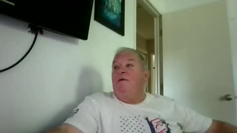 mackdocc001 online show from September 2025 04:22:02 PM