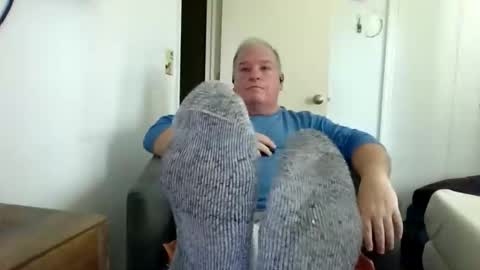 mackdocc001 online show from October 2025 02:40:02 PM