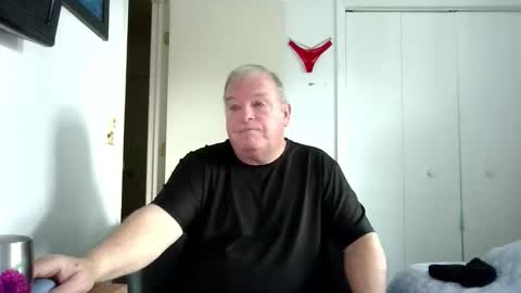 mackdocc001 online show from January 2026 04:31:01 PM