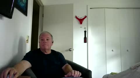 mackdocc001 online show from March 2026 07:09:01 PM