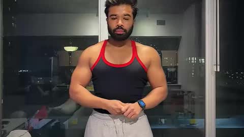 Max501 online show from February 2026 04:56:01 AM