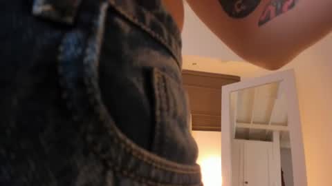Snapshot of madame_lilith chatting on July 2026 11:25:01 AM madame lilith online show from July 2026 11:25:01 AM