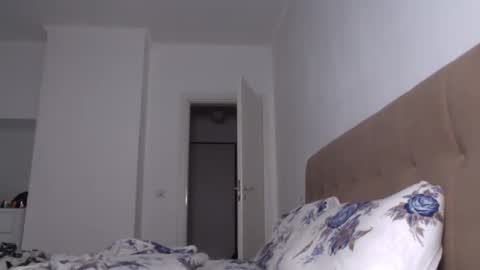 YourMadamIndigo online show from February 2025 06:56:02 PM