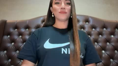 Snapshot of madammistressdominatrixxx chatting on April 2026 10:43:02 PM Alison Kloss online show from April 2026 10:43:02 PM