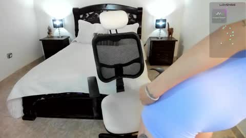 Maddie  online show from December 2025 02:59:02 PM