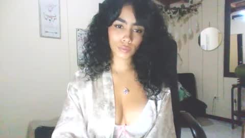 maddie_thompsonn online show from October 2025 03:38:01 AM