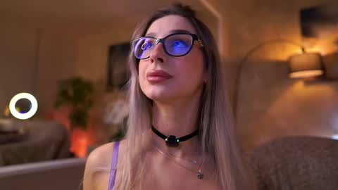 Maddie online show from April 2026 06:35:01 PM