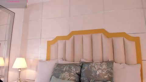    online show from October 2025 08:00:02 PM