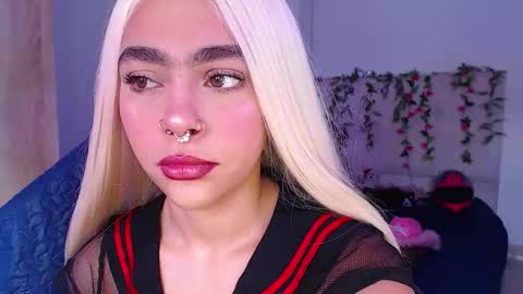 maddiie and clyde online show from October 2025 03:24:01 PM