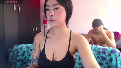 maddiie and clyde online show from March 2026 04:33:01 PM