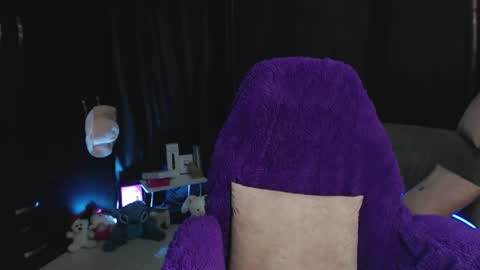 maddiie and clyde online show from May 2026 06:37:01 PM