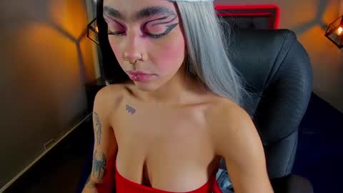 Maddie online show from December 2024 10:23:01 PM